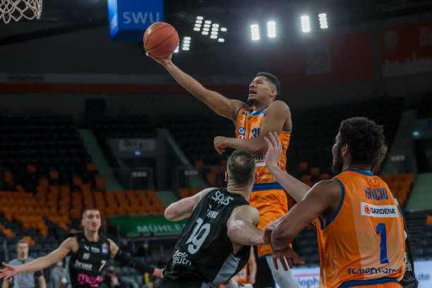 多样的战术 多样的战术